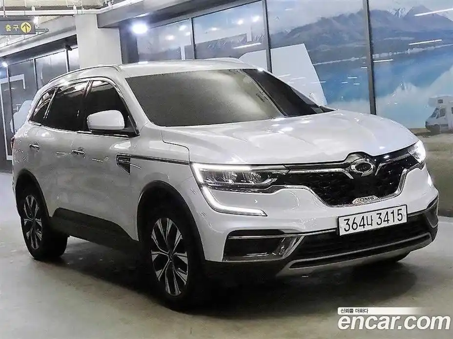 Renault QM6 2023 2.0 Автомат в Москве № 186576, фото 1