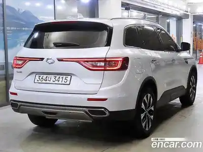 Renault QM6 2023 2.0 Автомат в Москве № 186576, миниатюра 4