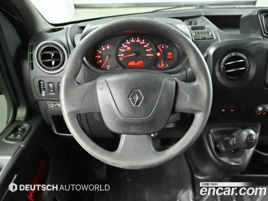 Renault Master 2020 2.3 Механическая в Москве № 186706, фото 13