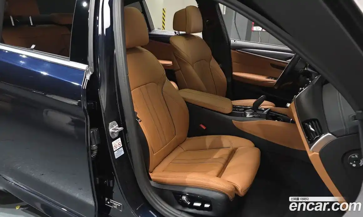 BMW 5-Series 2023 2.0 Автомат в Москве № 188307, фото 1