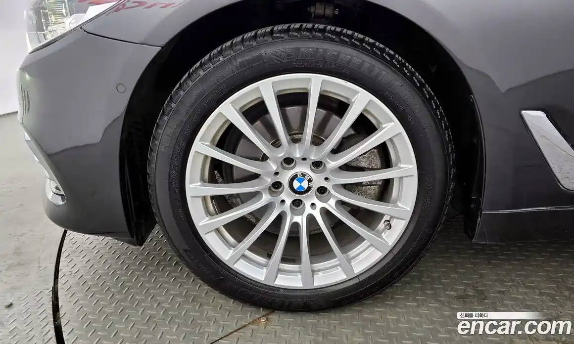 BMW 5-Series 2020 2.0 Автомат в Москве № 192429, фото 2