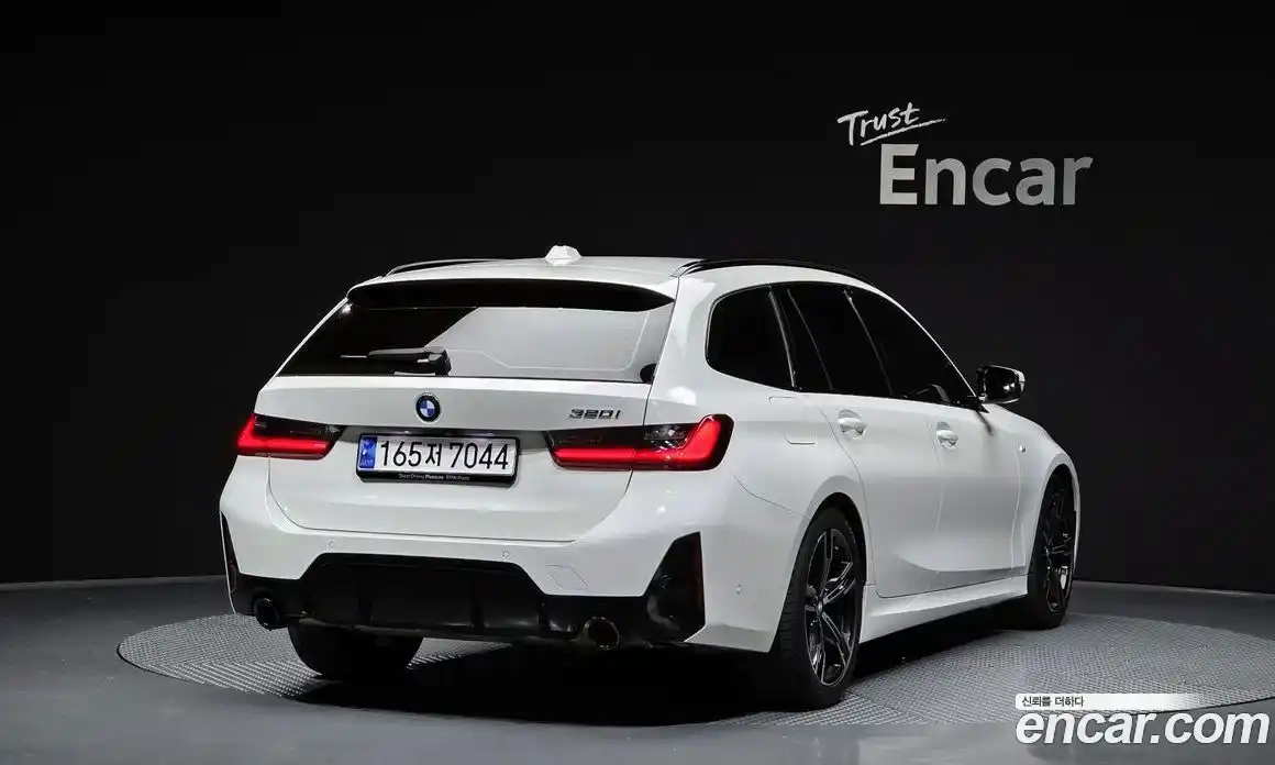 BMW 3-Series 2024 2.0 Автомат в Москве № 192440, фото 14