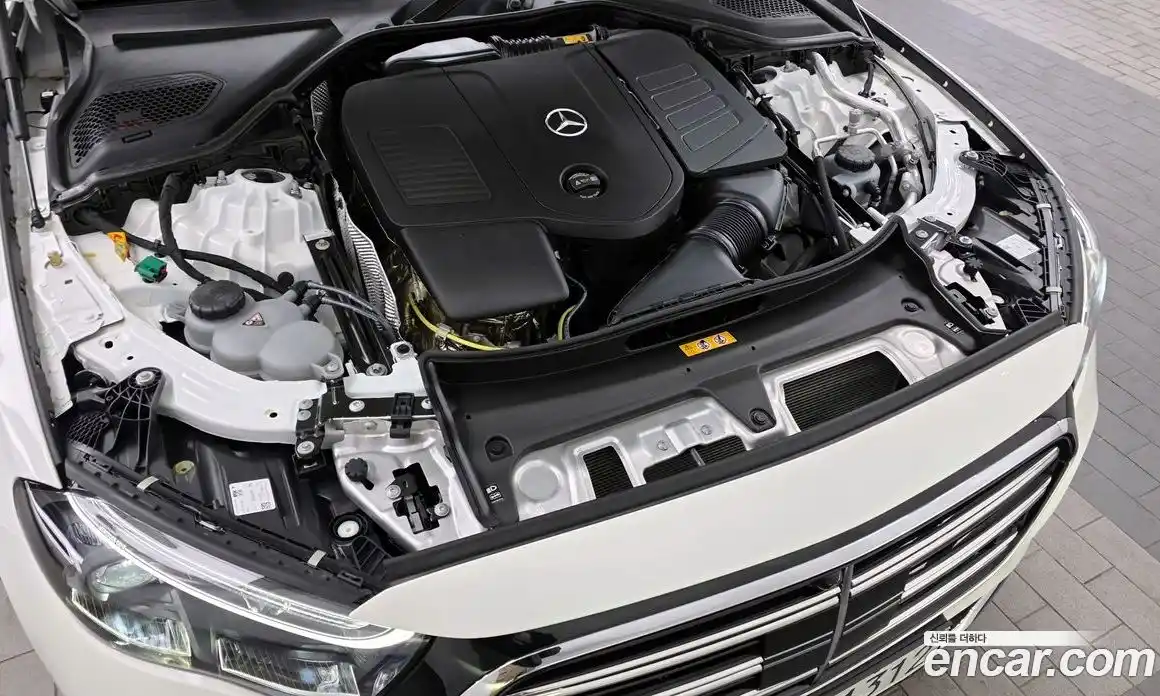 Mercedes-Benz E-Class 2025 2.0 Автомат в Москве № 193858, фото 4