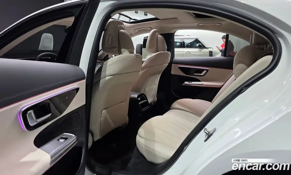 Mercedes-Benz E-Class 2025 2.0 Автомат в Москве № 193901, фото 12