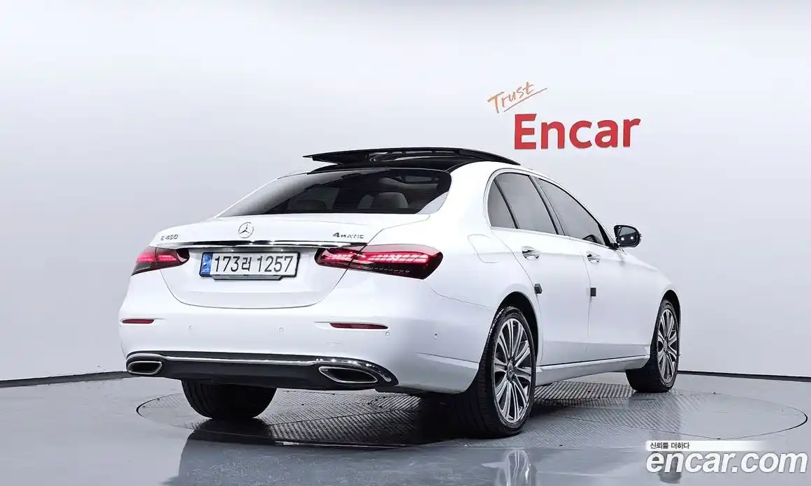 Mercedes-Benz E-Class 2021 3.0 Автомат в Москве № 194049, фото 10