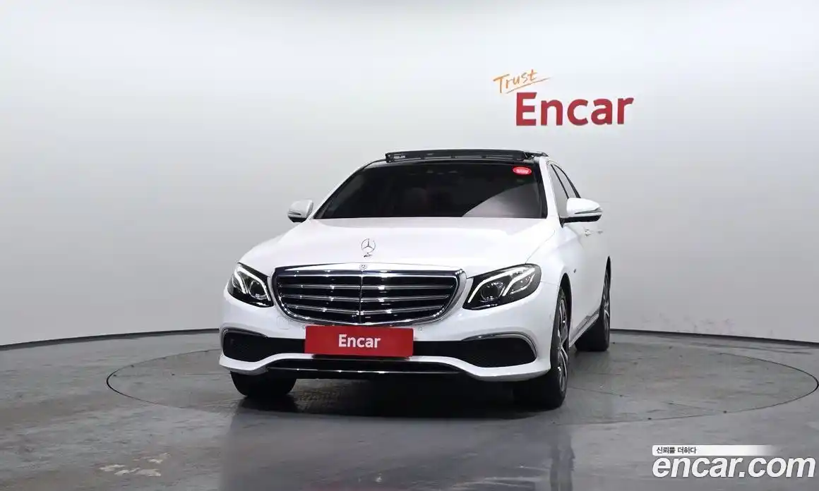 Mercedes-Benz E-Class 2019 2.0 Автомат в Москве № 194939, фото 20