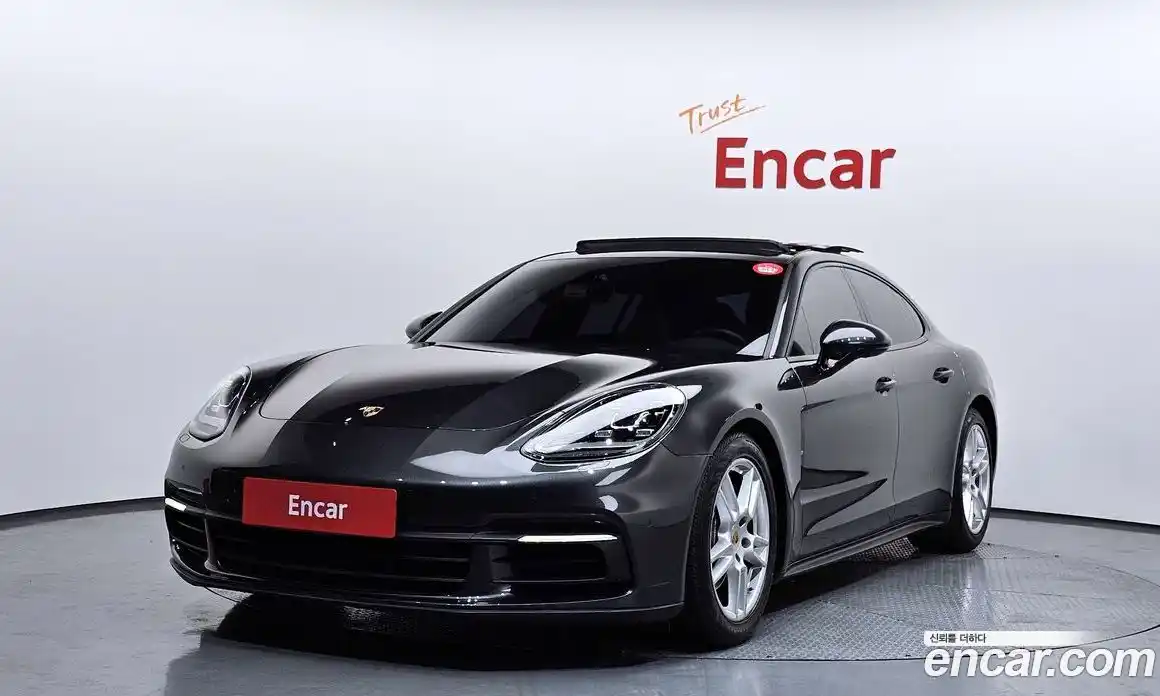 Porsche Panamera 2018 3.0 Автомат в Москве № 197564, фото 2