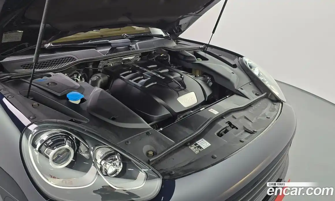 Porsche Cayenne 2016 3.0 Автомат в Москве № 197600, фото 9