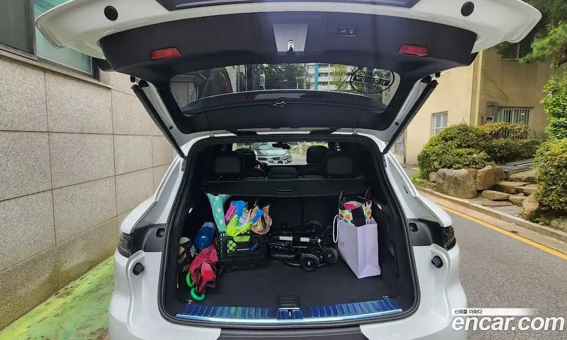 Porsche Cayenne 2024 3.0 Автомат в Москве № 197860, фото 9