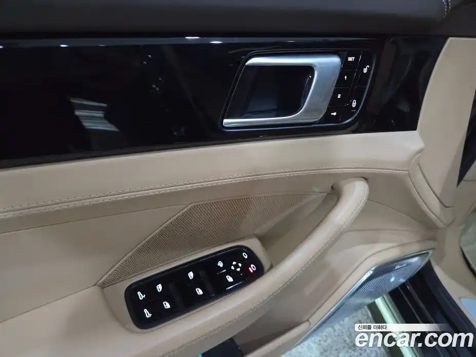 Porsche Panamera 2018 2.9 Автомат в Москве № 197942, фото 15