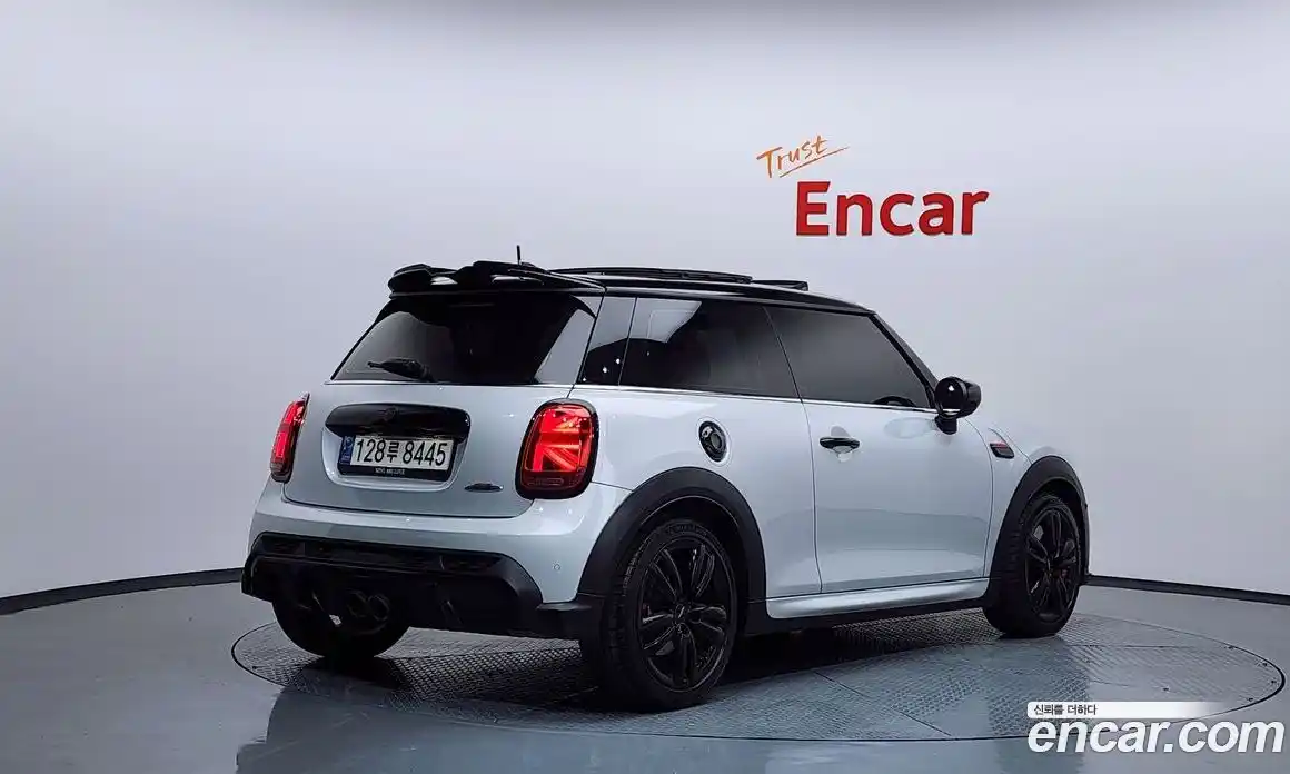 Mini Cooper 2022 2.0 Автомат в Москве № 198355, фото 12