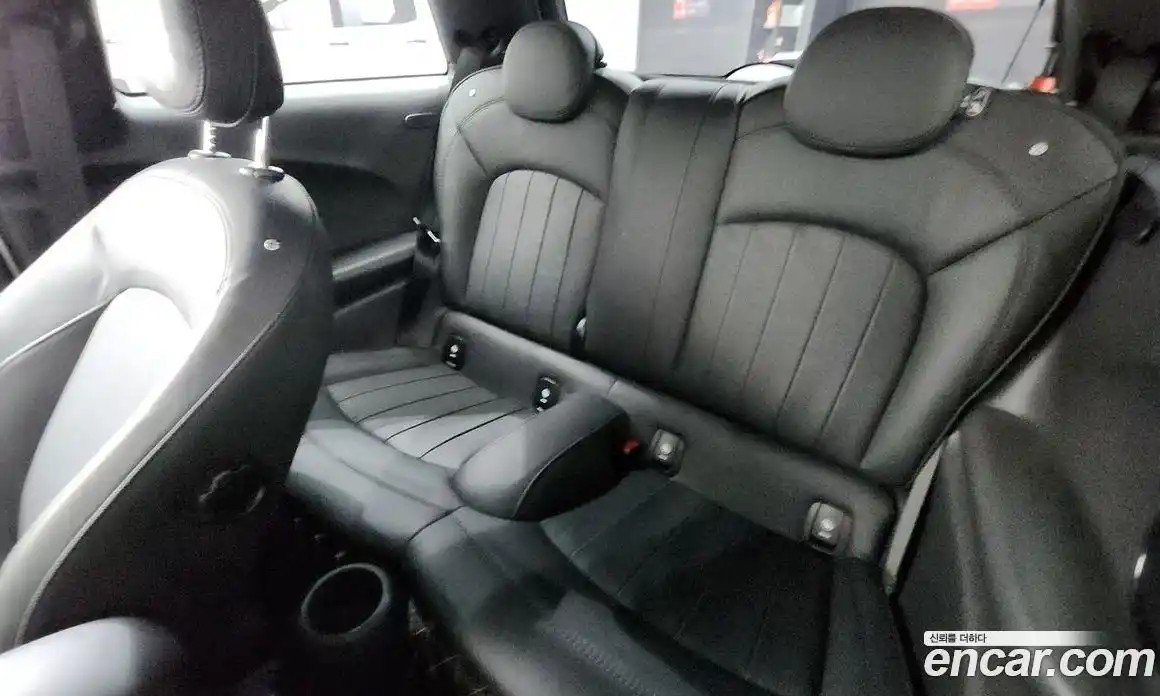 Mini Cooper 2022 2.0 Автомат в Москве № 198355, фото 8