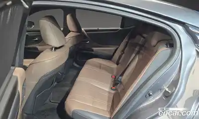 Lexus ES 2023 2.5 Автомат в Москве № 198888, миниатюра 6