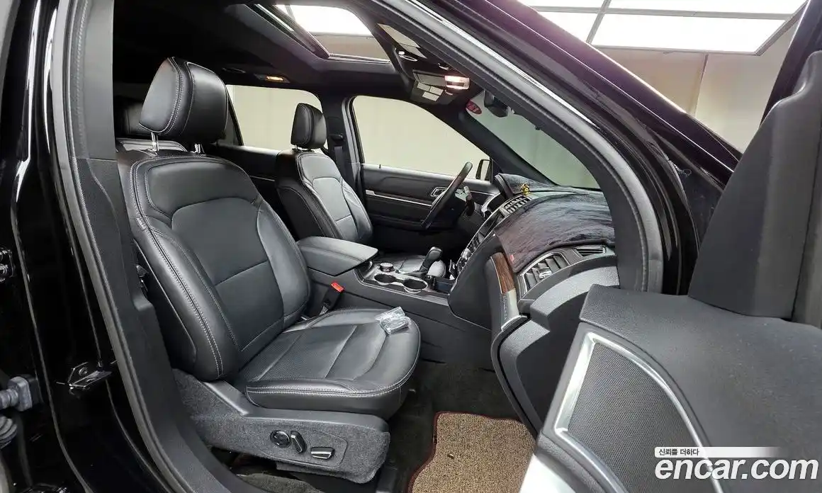 Ford Explorer 2018 2.3 Автомат в Москве № 199742, фото 19