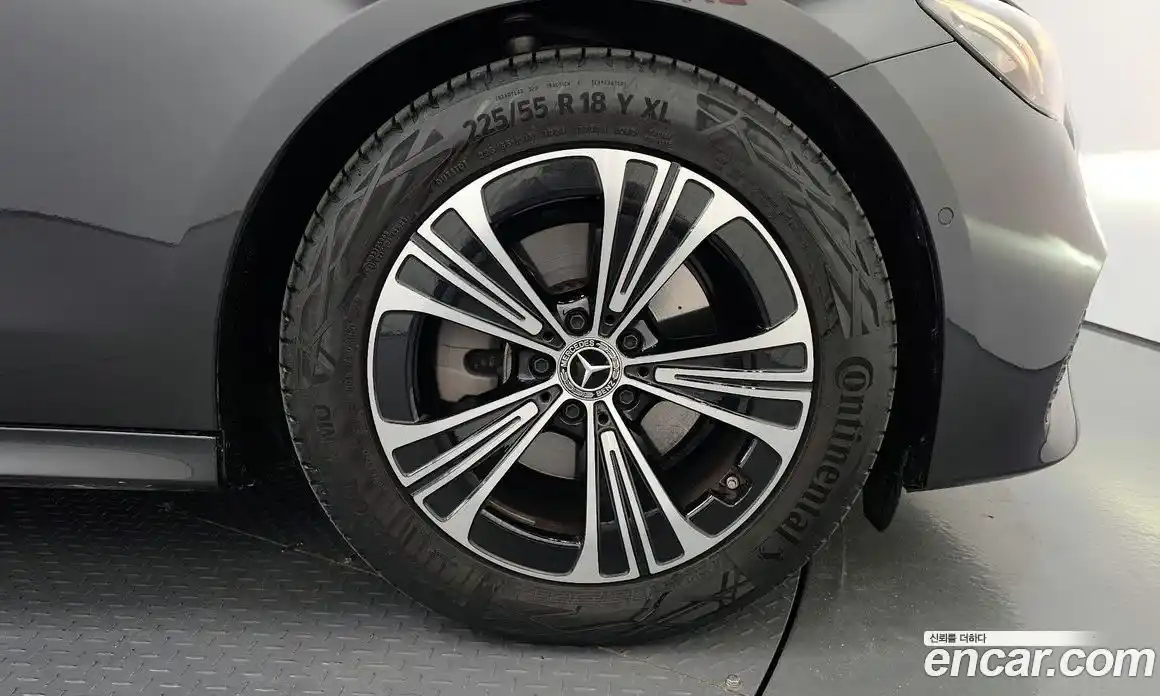 Mercedes-Benz E-Class 2025 2.0 Автомат в Москве № 200254, фото 16