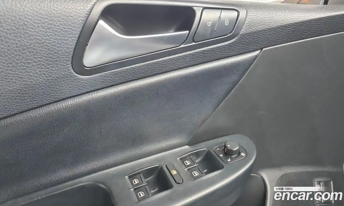 Volkswagen Passat 2011 2.0 Автомат в Москве № 201142, фото 13