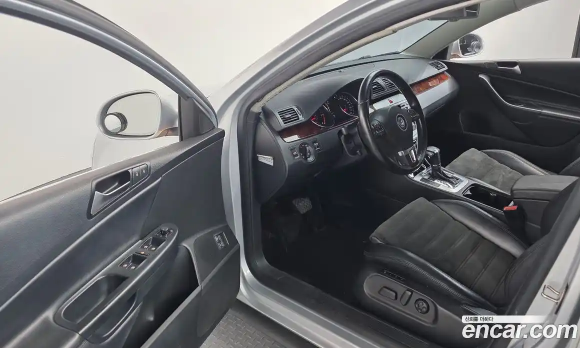 Volkswagen Passat 2011 2.0 Автомат в Москве № 201142, фото 14