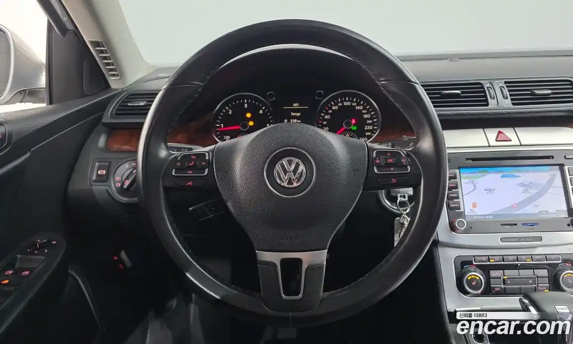 Volkswagen Passat 2011 2.0 Автомат в Москве № 201142, фото 19