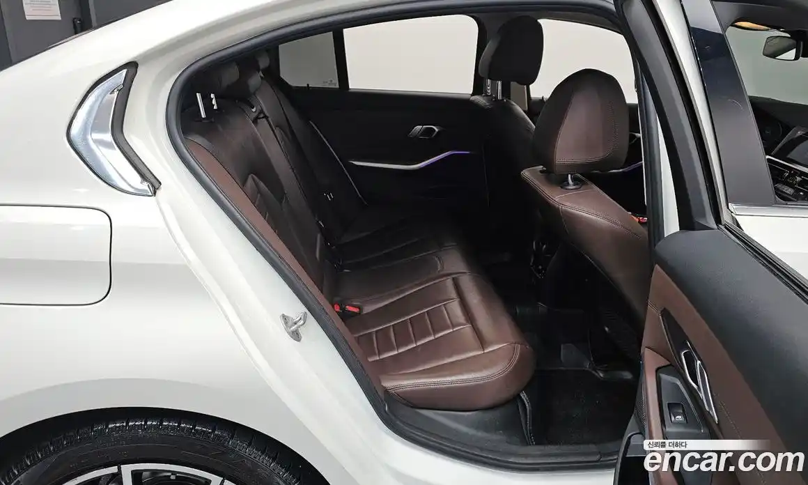 BMW 3-Series 2021 2.0 Автомат в Москве № 211528, фото 12