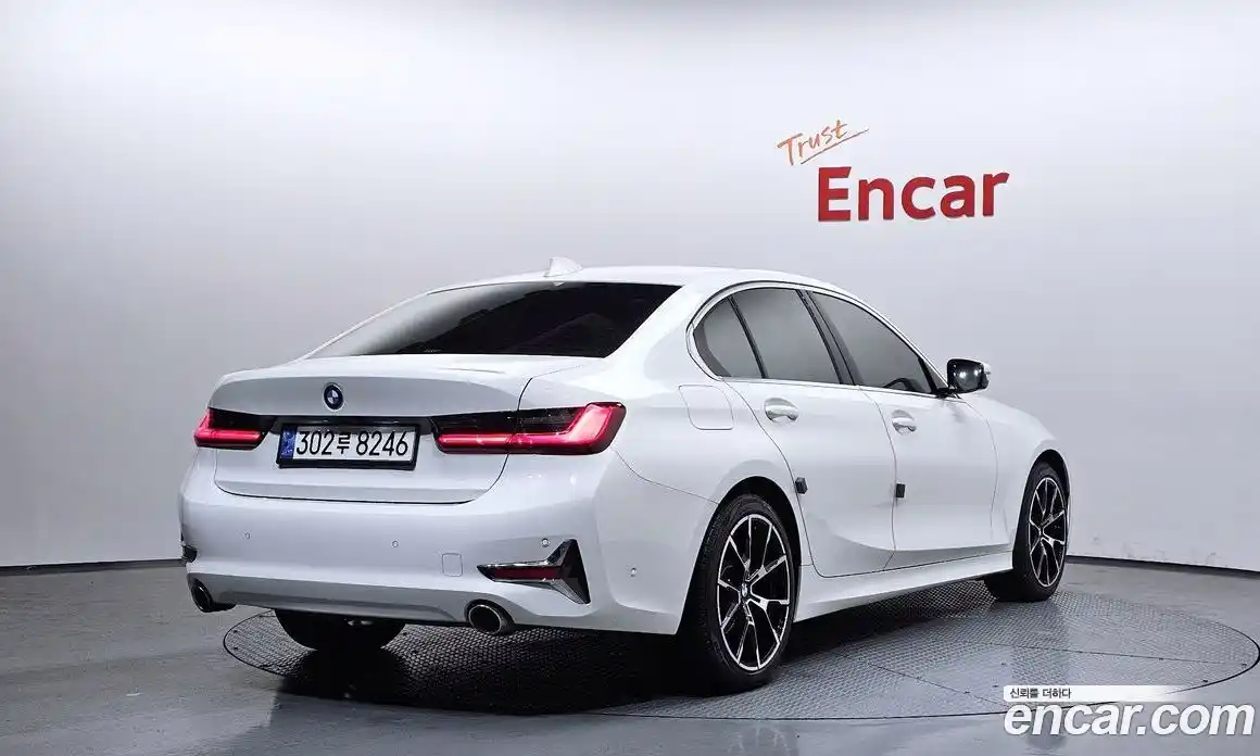 BMW 3-Series 2021 2.0 Автомат в Москве № 211528, фото 2