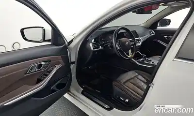 BMW 3-Series 2021 2.0 Автомат в Москве № 211528, миниатюра 10