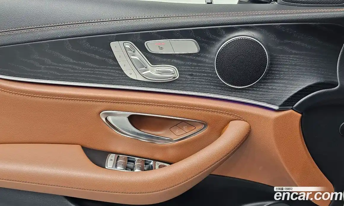 Mercedes-Benz E-Class 2020 1.9 Автомат в Москве № 211955, фото 12