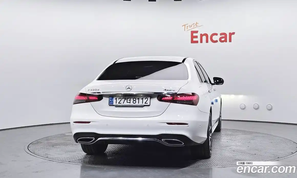 Mercedes-Benz E-Class 2020 1.9 Автомат в Москве № 211955, фото 20