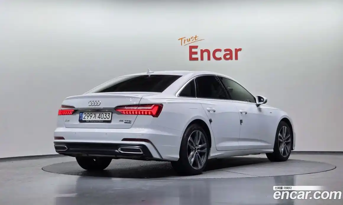 Audi A6 2022 2.0 Автомат в Москве № 212312, фото 2