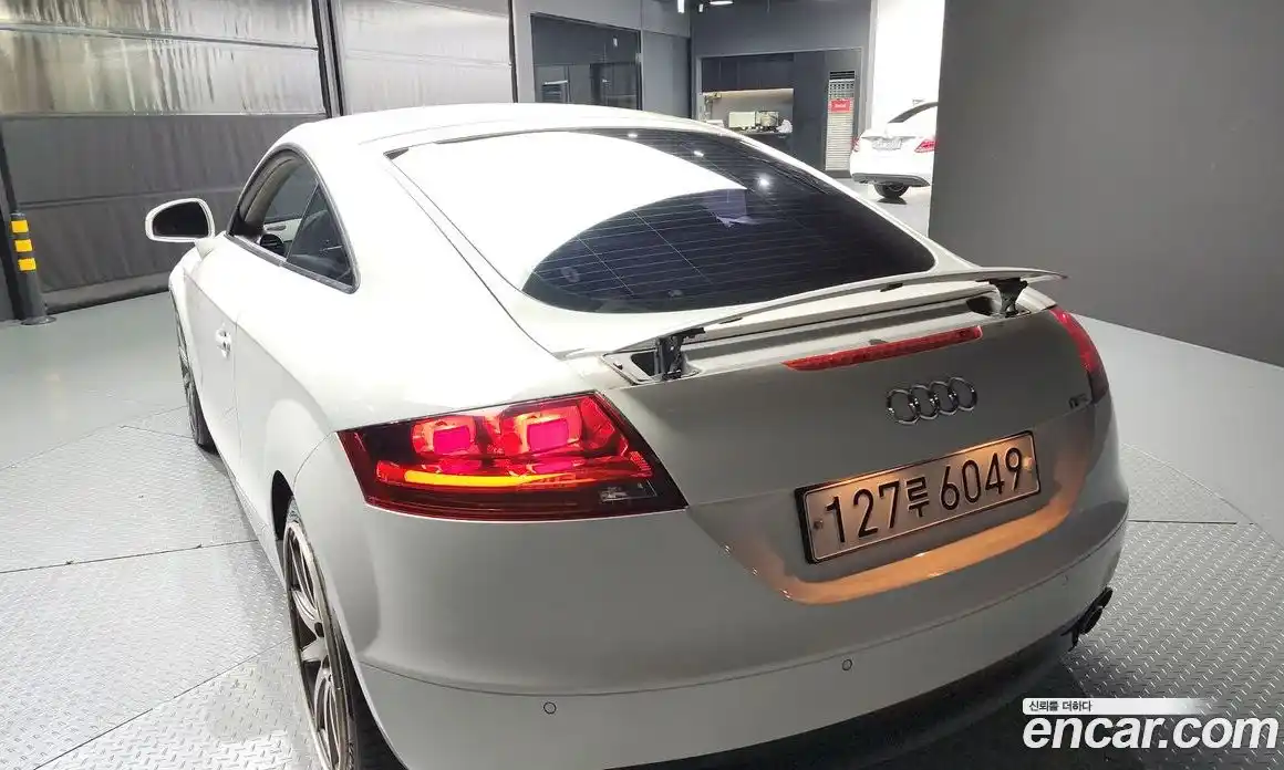 Audi TT 2008 2.0 Автомат в Москве № 212637, фото 14