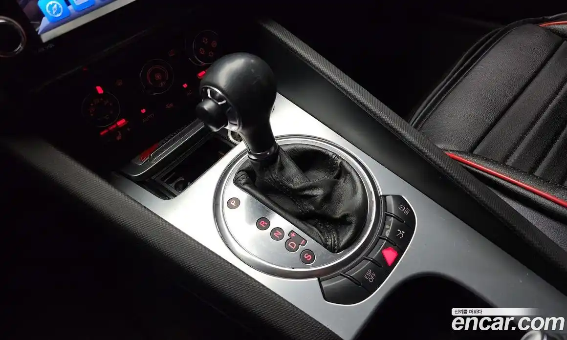 Audi TT 2008 2.0 Автомат в Москве № 212637, фото 10