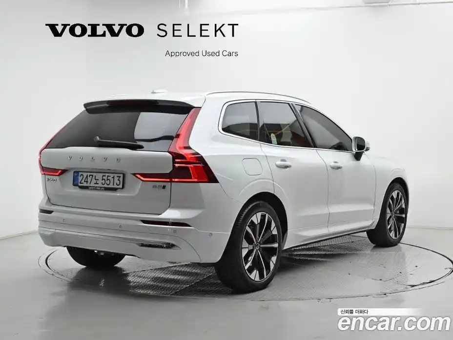 Volvo XC60 2026 2.0 Автомат в Москве № 212755, фото 2