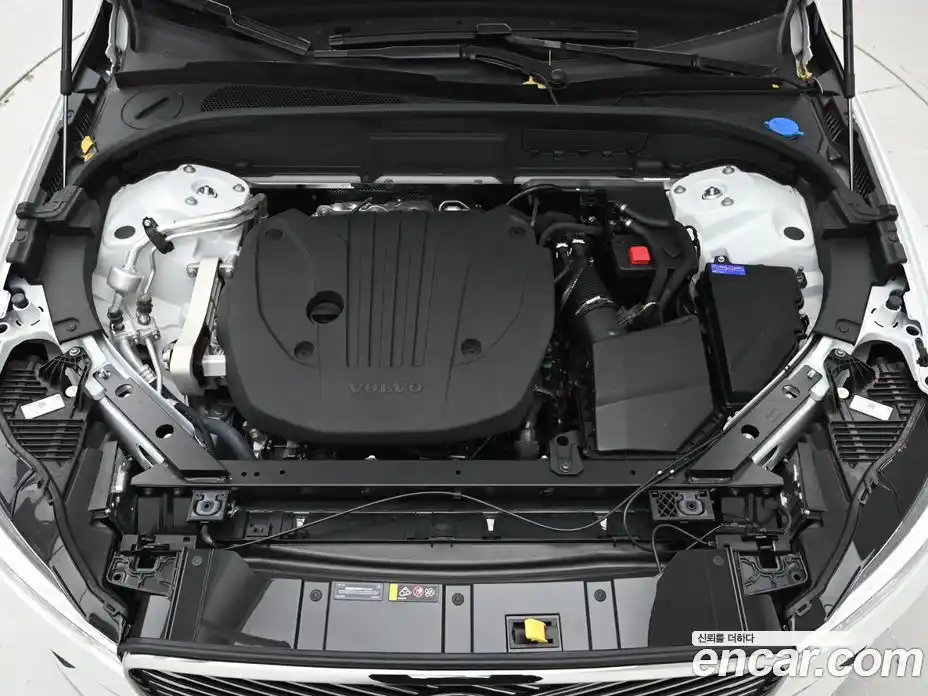 Volvo XC60 2026 2.0 Автомат в Москве № 212755, фото 6