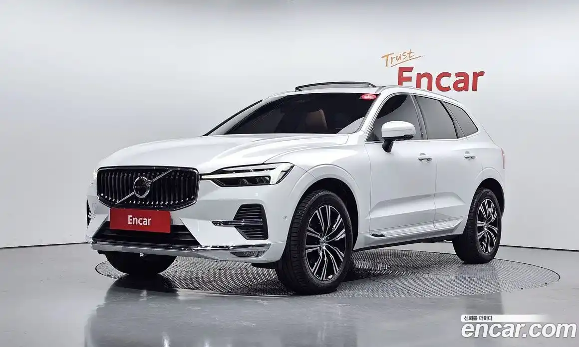 Volvo XC60 2022 2.0 Автомат в Москве № 212867, фото 16