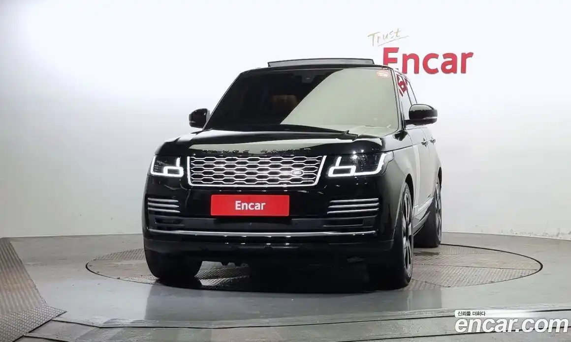 Land Rover Range-Rover 2016 4.4 Автомат в Москве № 213709, фото 3