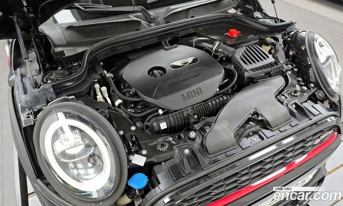 Mini Cooper 2019 2.0 Автомат в Москве № 214225, фото 15