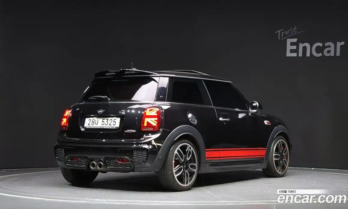 Mini Cooper 2019 2.0 Автомат в Москве № 214225, фото 19