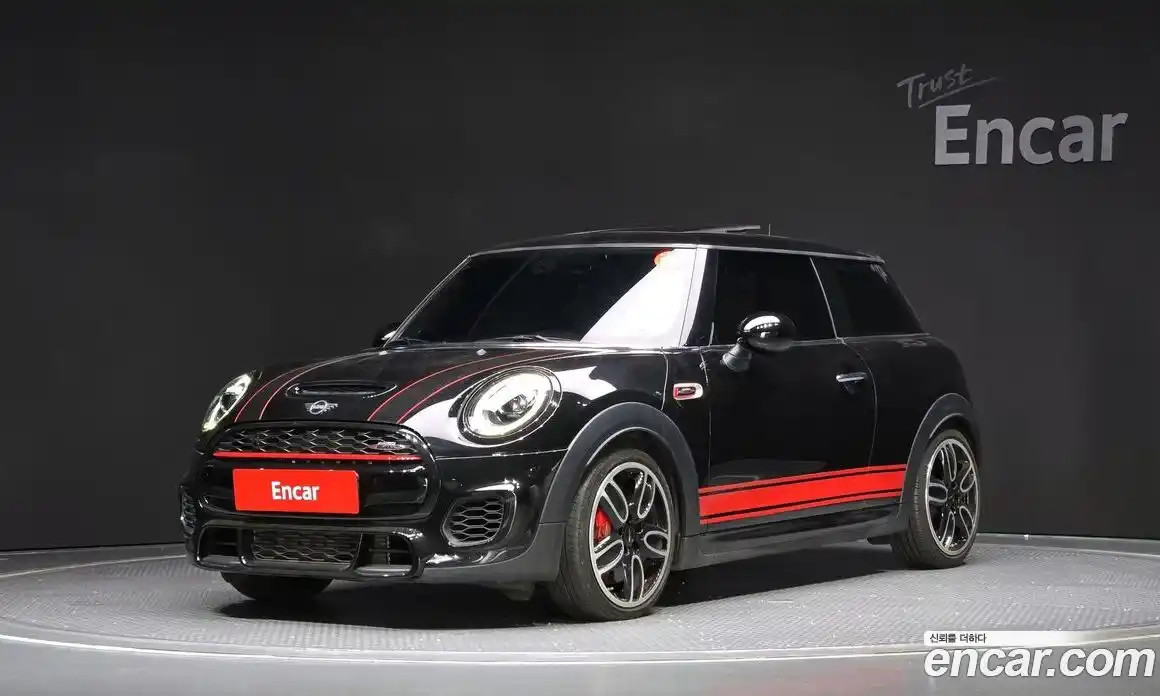 Mini Cooper 2019 2.0 Автомат в Москве № 214225, фото 7