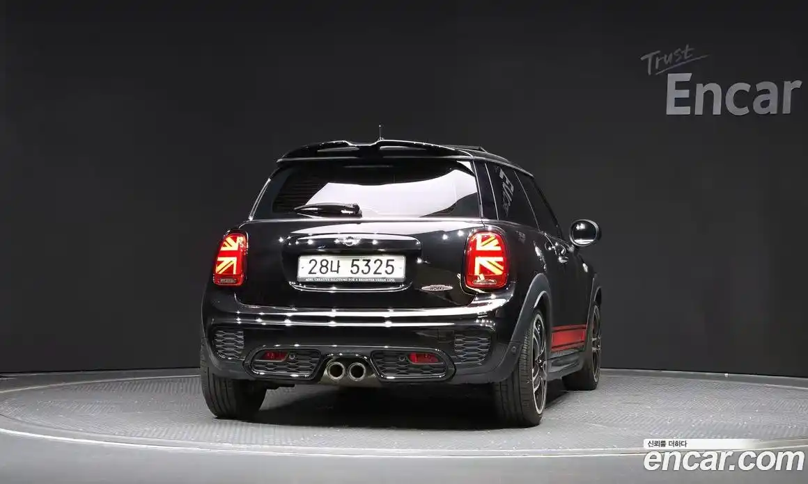 Mini Cooper 2019 2.0 Автомат в Москве № 214225, фото 10