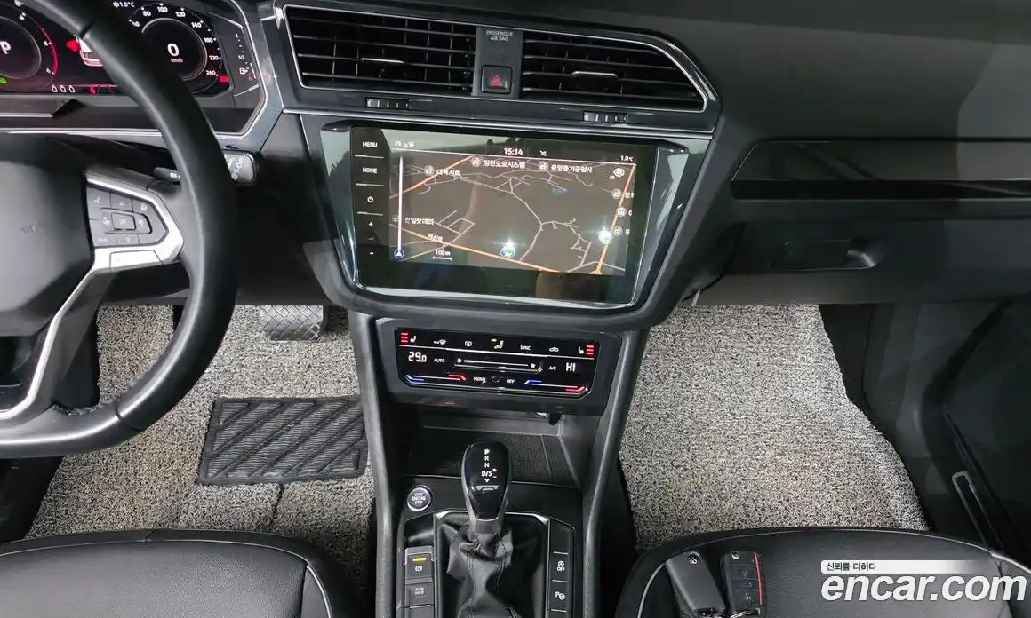 Volkswagen Tiguan 2022 2.0 Автомат в Москве № 215079, фото 15