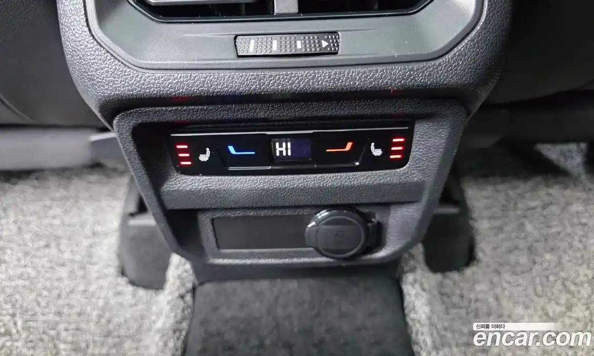 Volkswagen Tiguan 2022 2.0 Автомат в Москве № 215079, фото 18