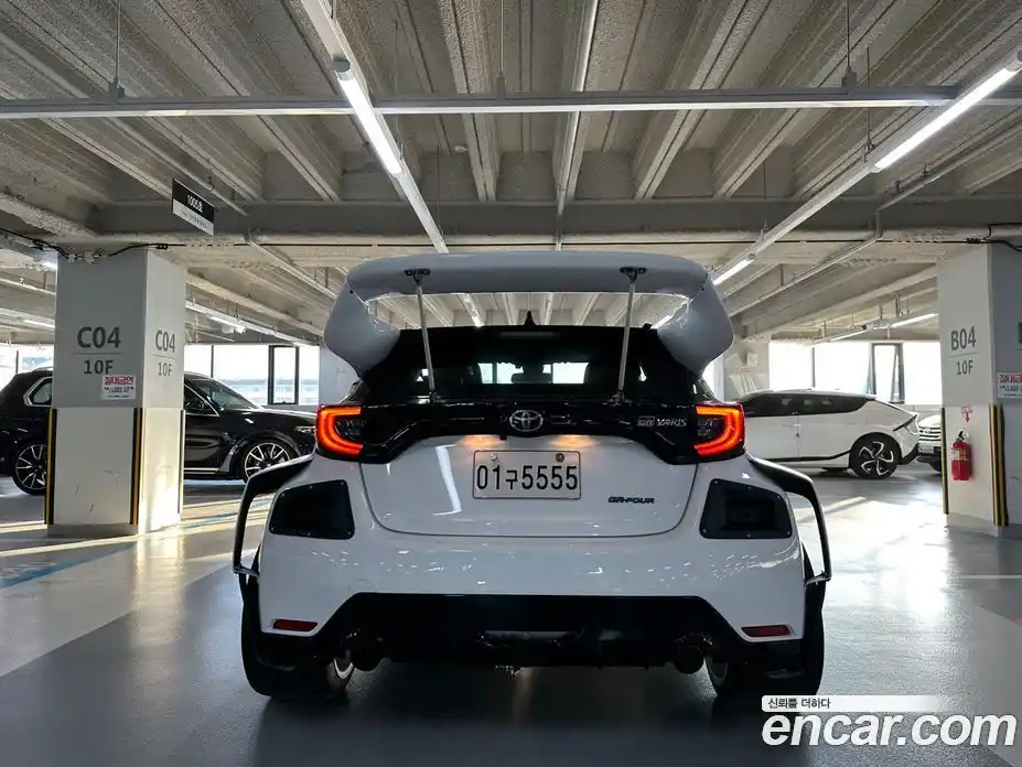 Toyota Yaris(Vitz) 2021 1.6 Механическая в Москве № 215607, фото 4