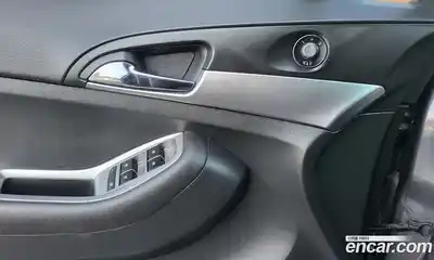 Chevrolet Orlando 2013 2.0 Автомат в Москве № 216799, миниатюра 12