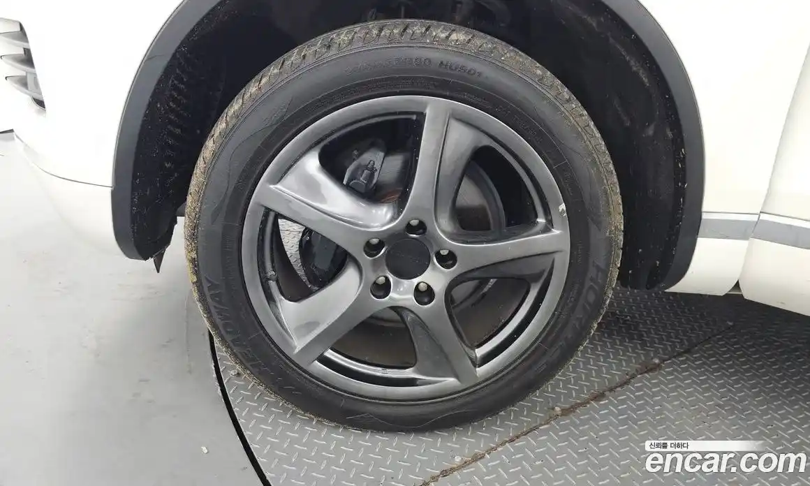 Volkswagen Touareg 2011 3.0 Автомат в Москве № 220032, фото 5