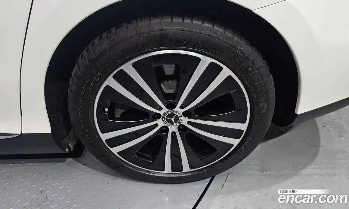 Mercedes-Benz EQE 2023 0.3 Автомат в Москве № 222894, фото 16