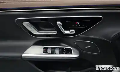 Mercedes-Benz EQE 2023 0.3 Автомат в Москве № 222894, миниатюра 4