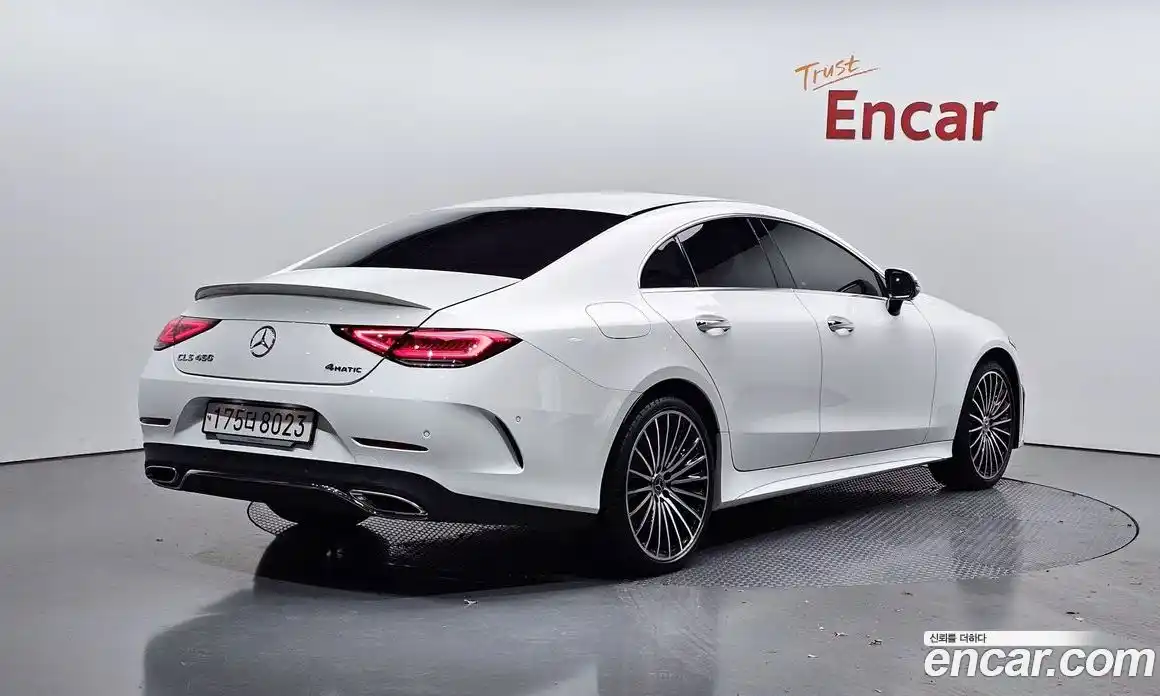 Mercedes-Benz CLS-Class 2023 3.0 Автомат в Москве № 224818, фото 3