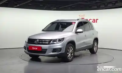 Volkswagen Tiguan 2014 2.0 Автомат в Москве № 227104, миниатюра 9