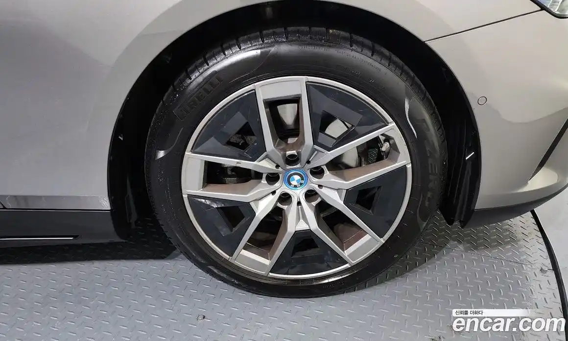 BMW 5-Series 2025 2.0 Автомат в Москве № 227916, фото 20