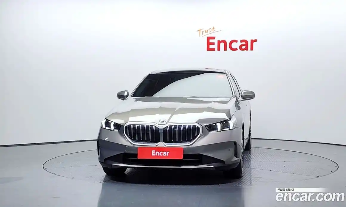 BMW 5-Series 2025 2.0 Автомат в Москве № 227916, фото 4