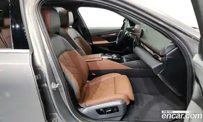 BMW 5-Series 2025 2.0 Автомат в Москве № 227916, миниатюра 7